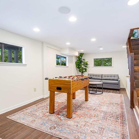 Amazing Views, Hot Tub, Fire Pit, Deck & Fireplace Inwood Экстерьер фото
