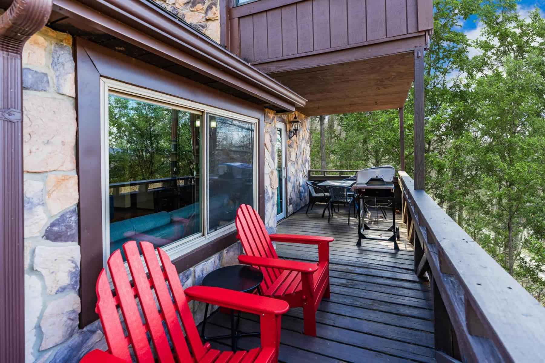 Amazing Views, Hot Tub, Fire Pit, Deck & Fireplace Inwood Экстерьер фото